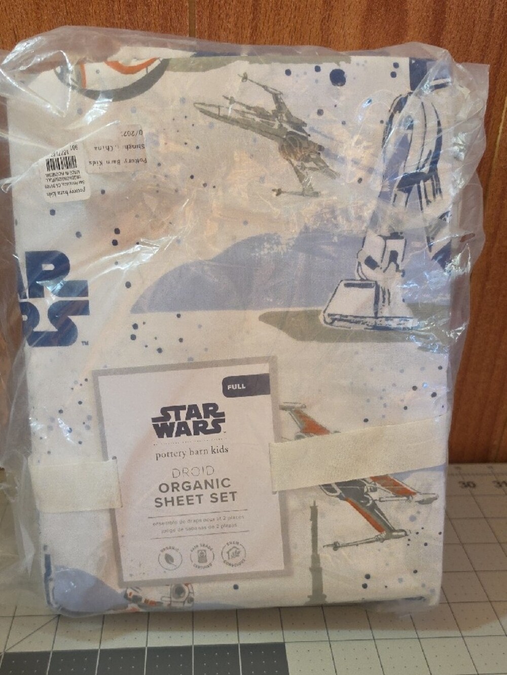 Pottery Barn Kids Droid Organic Sheet Set - Picture 2 of 2
